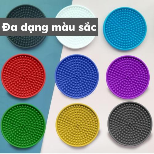 Đế lót ly cao su có tính năng chống trượt không?