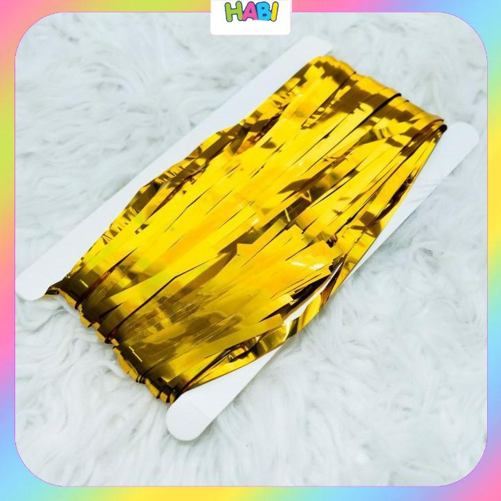 Có những màu sắc nào phù hợp cho rèm kim tuyến trang trí sinh nhật?